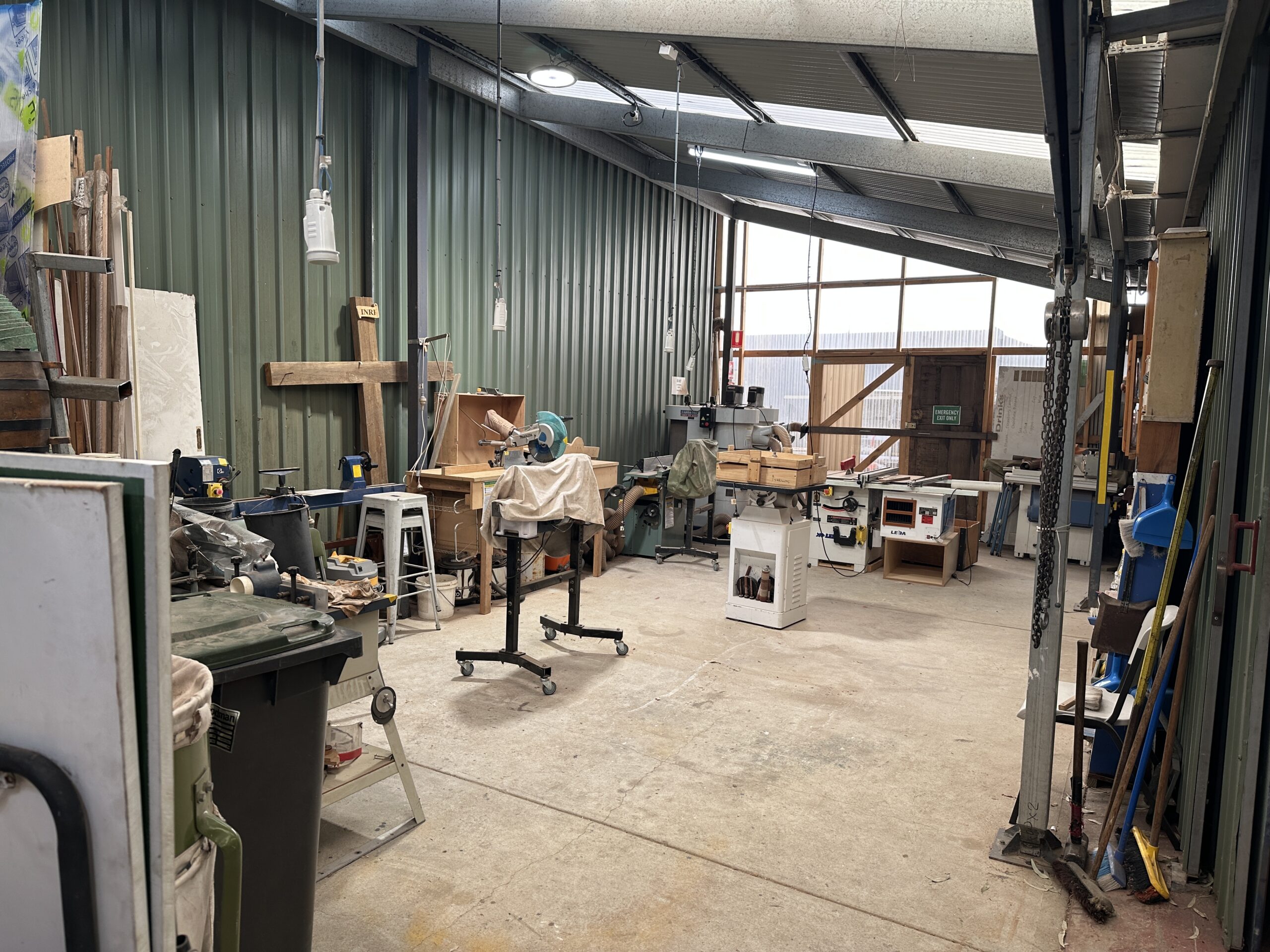 workshop-angle